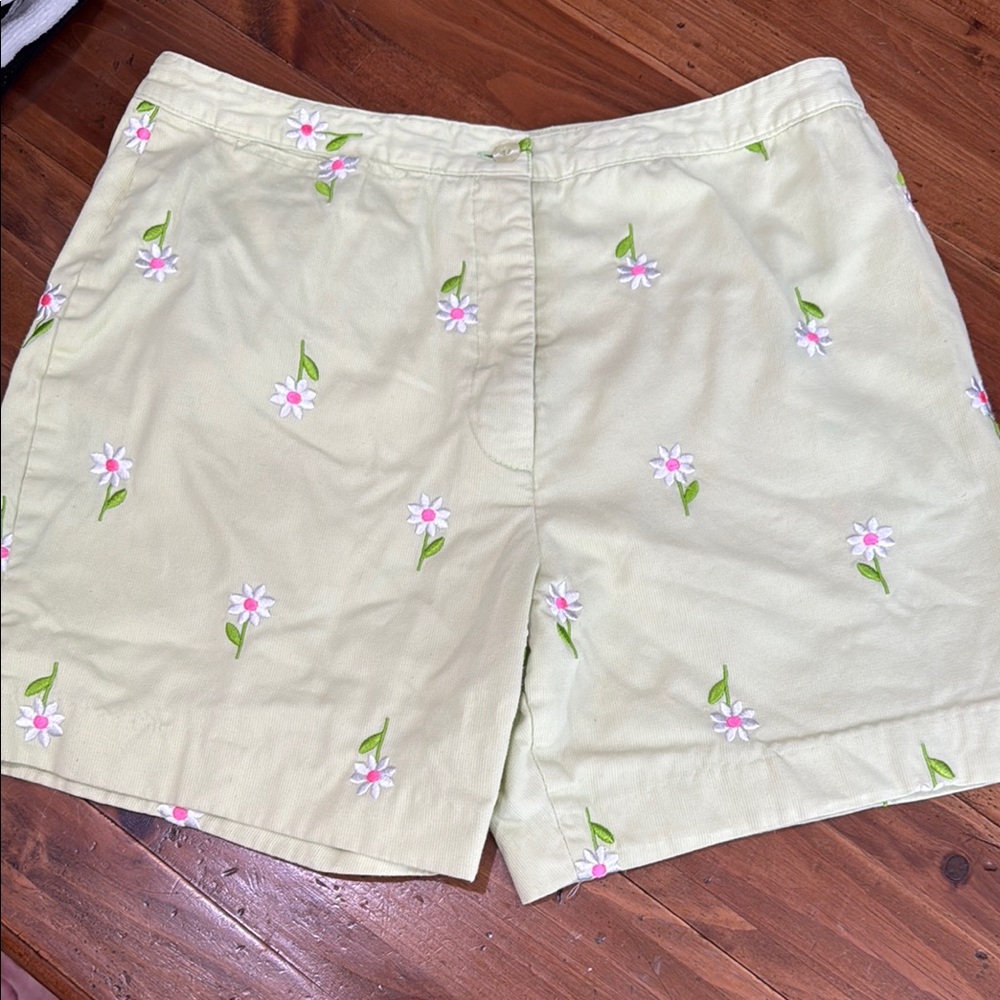 Lilly Pulitzer Light Yellow Floral Women's Shorts